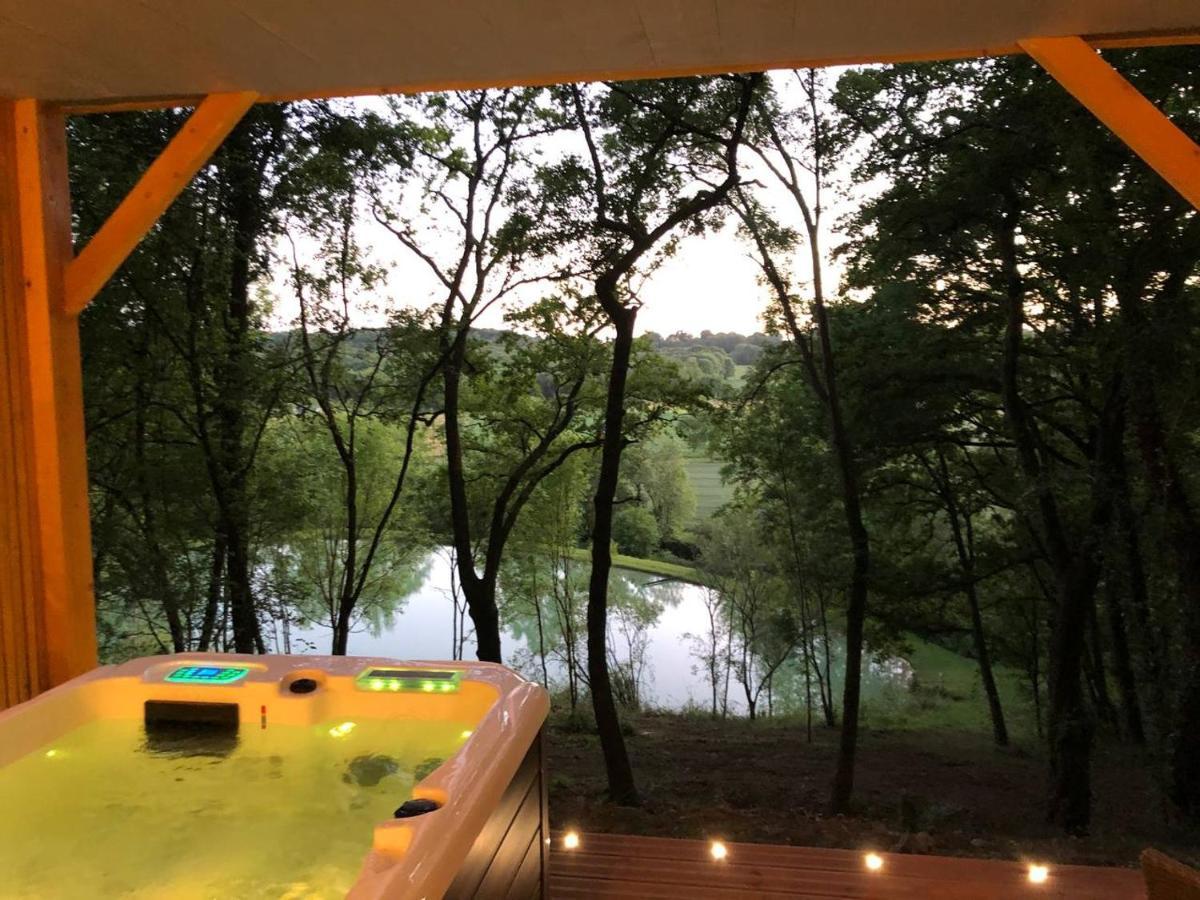 Les Cabanes Du Lac - Spa - Petit Dejeune - Cabane Du Frene & Cabane Du Chene Premium Sevignacq Rum bild